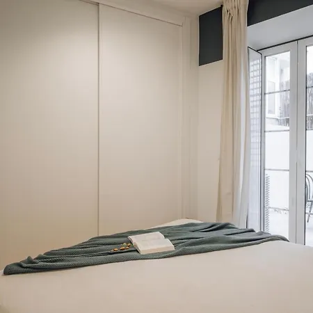 公寓 Sperlonga - 1 Bedroom And Terrace In Arroios