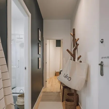 Sperlonga - 1 Bedroom And Terrace In Arroios * 리스본