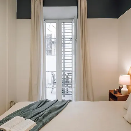 Sperlonga - 1 Bedroom And Terrace In Arroios 아파트 *