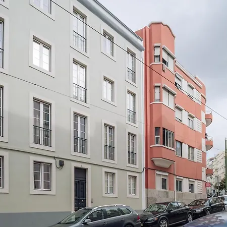 Sperlonga - 1 Bedroom And Terrace In Arroios *