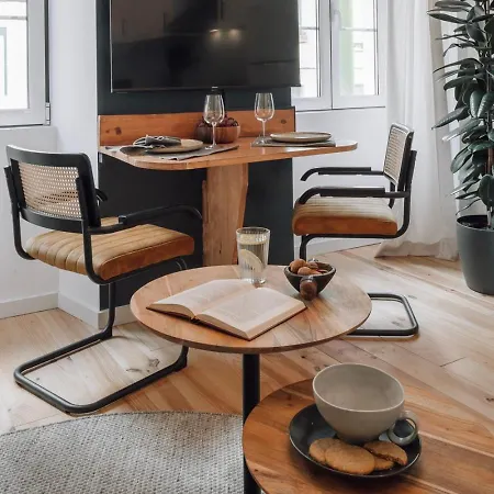 Sperlonga - 1 Bedroom And Terrace In Arroios Apartment *