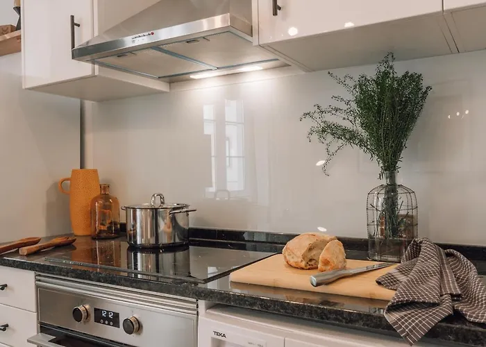 Sperlonga - 1 Bedroom And Terrace In Arroios *